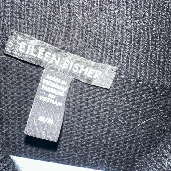 Eileen Fisher Hual - Picture 2 of 4